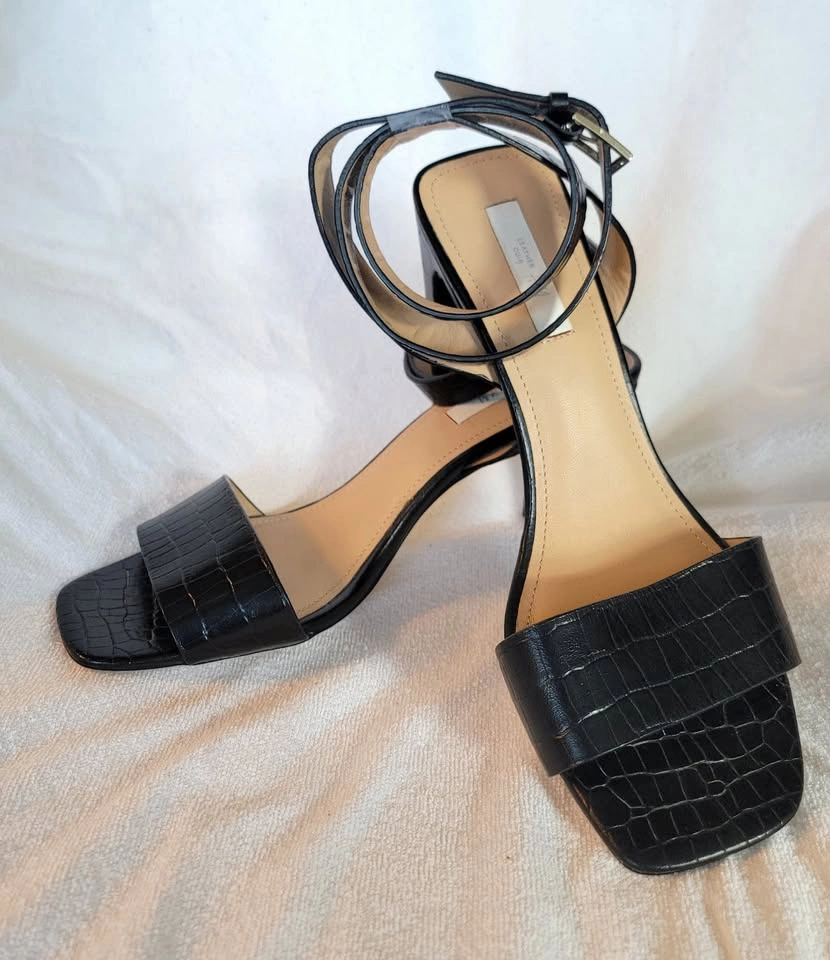 H&M Premium Black Leather Block-Heel Sandals – Size 40 - photo 5