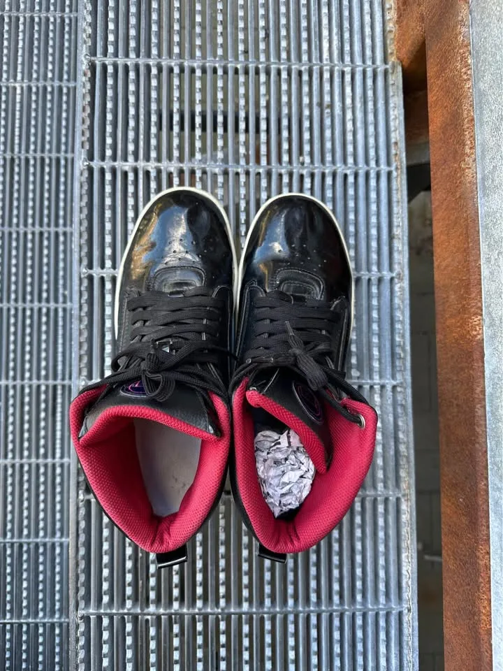 Used men shoes size 9 image indicator(4)