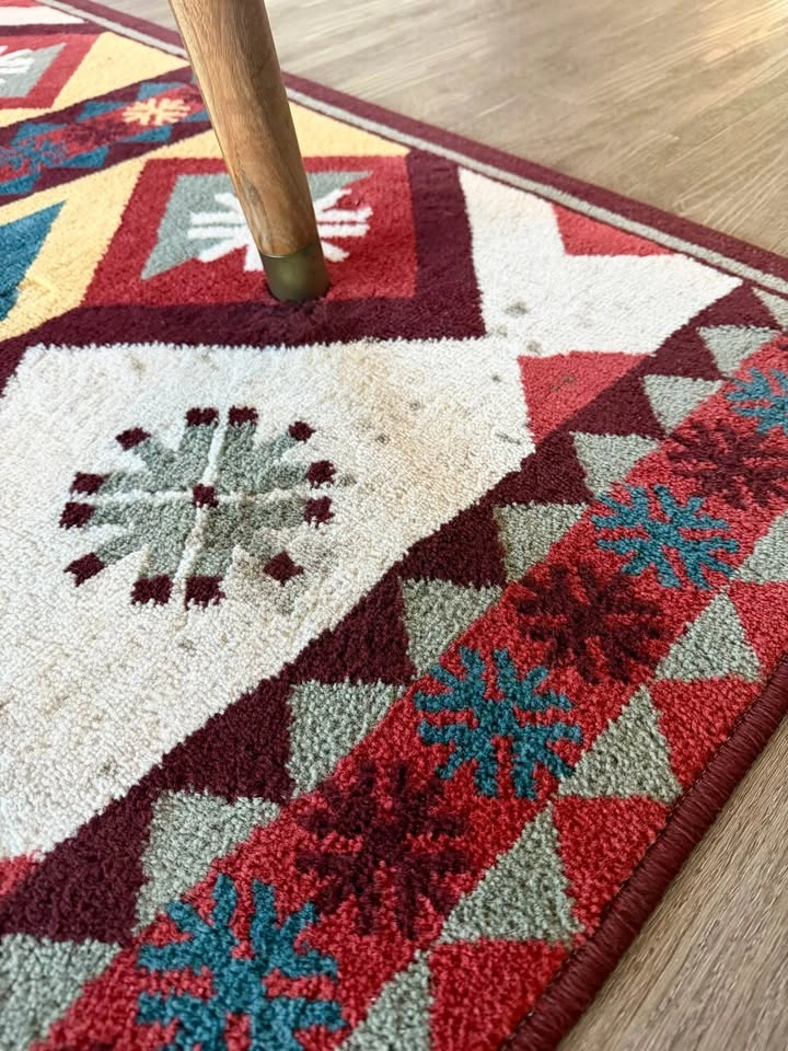 Patterned Area Rug - photo 4