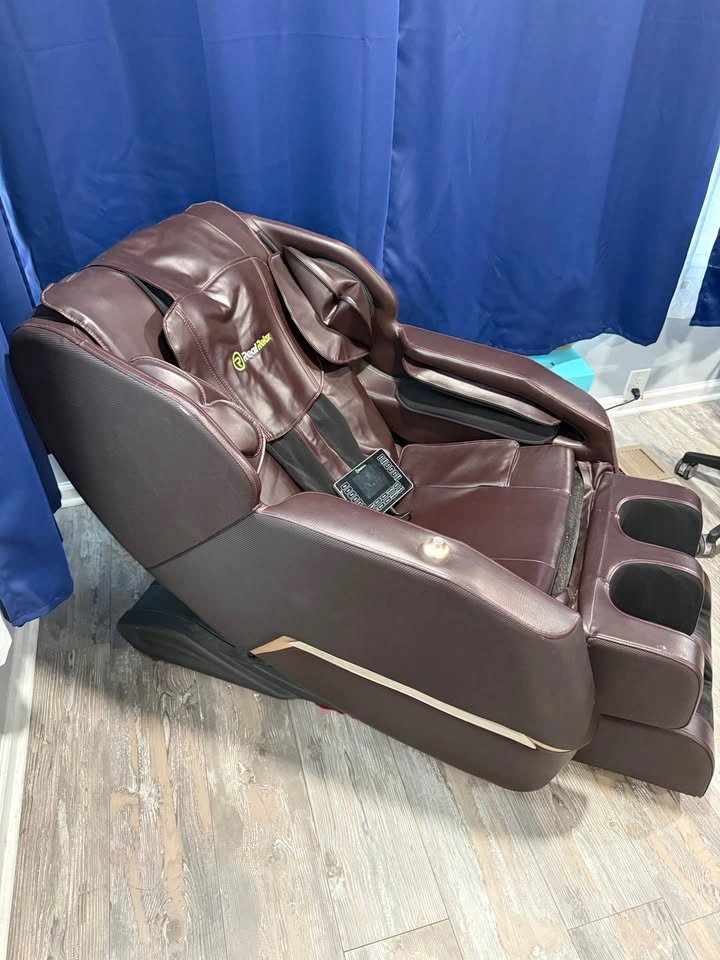 Real Relax Full Body Zero Gravity Shiatsu Massage Chair - photo 2