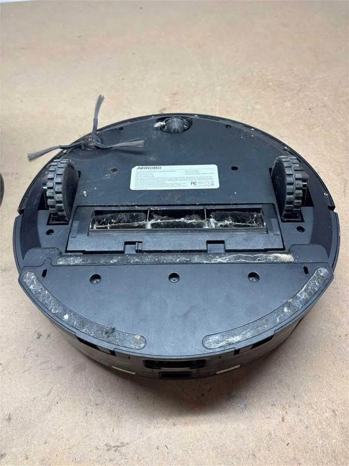 AIRROBO T10 Robot Vacuum with Self-Emptying Base - photo 3