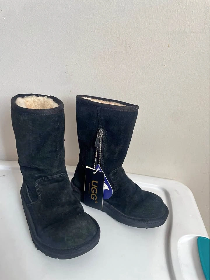 UGG Classic Short Black Boots size 10T with free new stockings