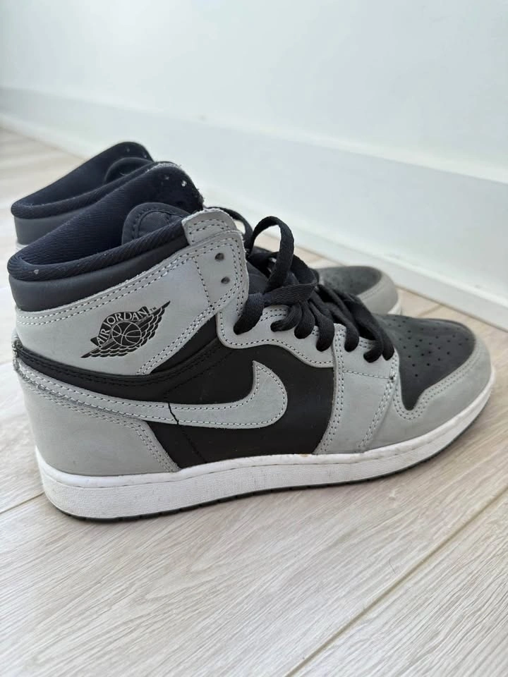 Air Jordan 1 Retro High Shadow 2.0 Sneakers - Size 5.5