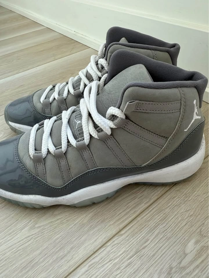 Air Jordan Retro Cool Grey 2021 Sneakers- Size 5.5 - photo 2