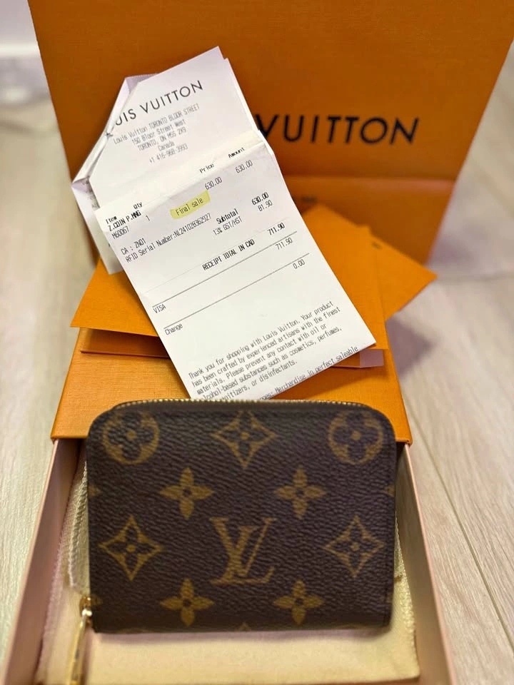 Louis Vuitton Monogram Zippy Coin Purse Card Holder Wallet
