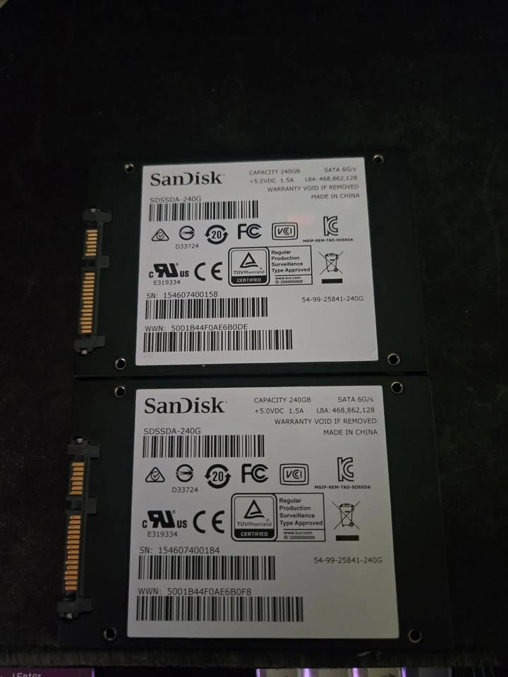 SanDisk 2.5" SSD 240GB - photo 2