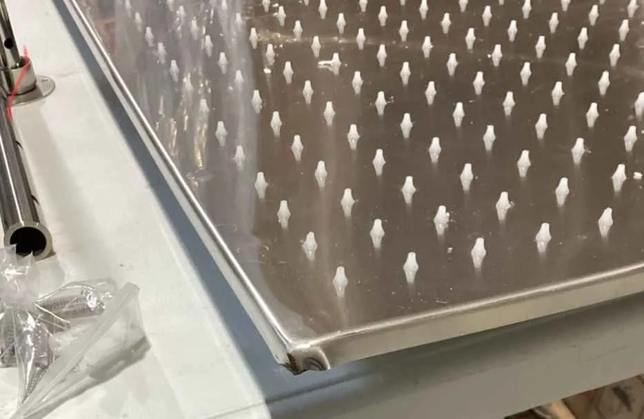 Senlesen Rain Fixed Shower Head 2.5GPM image indicator(2)