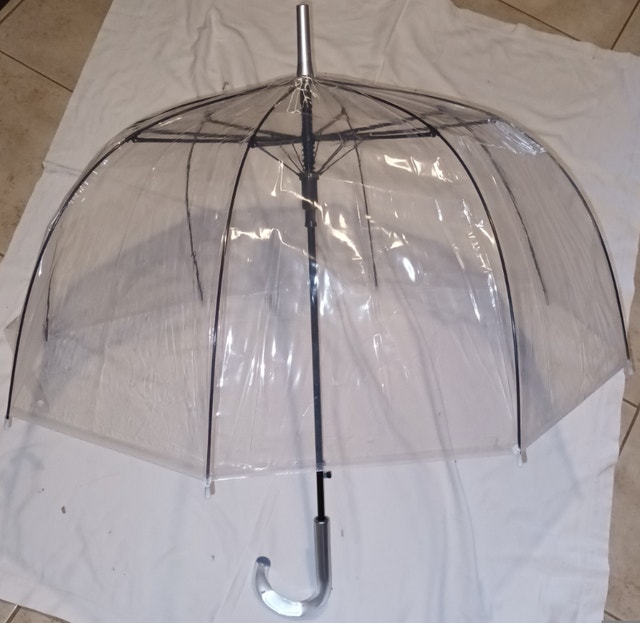NEW Auto Open Clear Bubble Umbrella w Clear/SILVER Crook Handles - photo 2