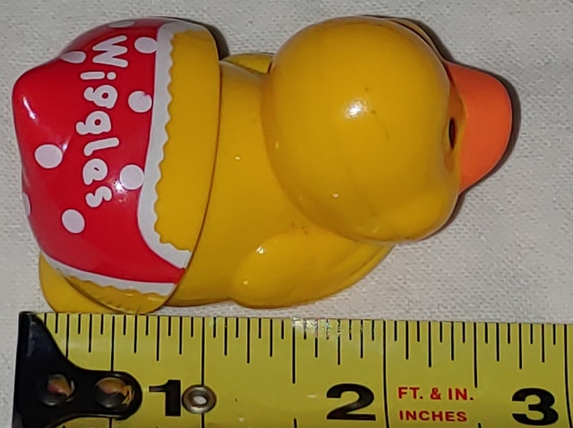 2 The Wiggles Books, Cloth Carry Tote Bag, Pull Back Duck Toy - photo 4