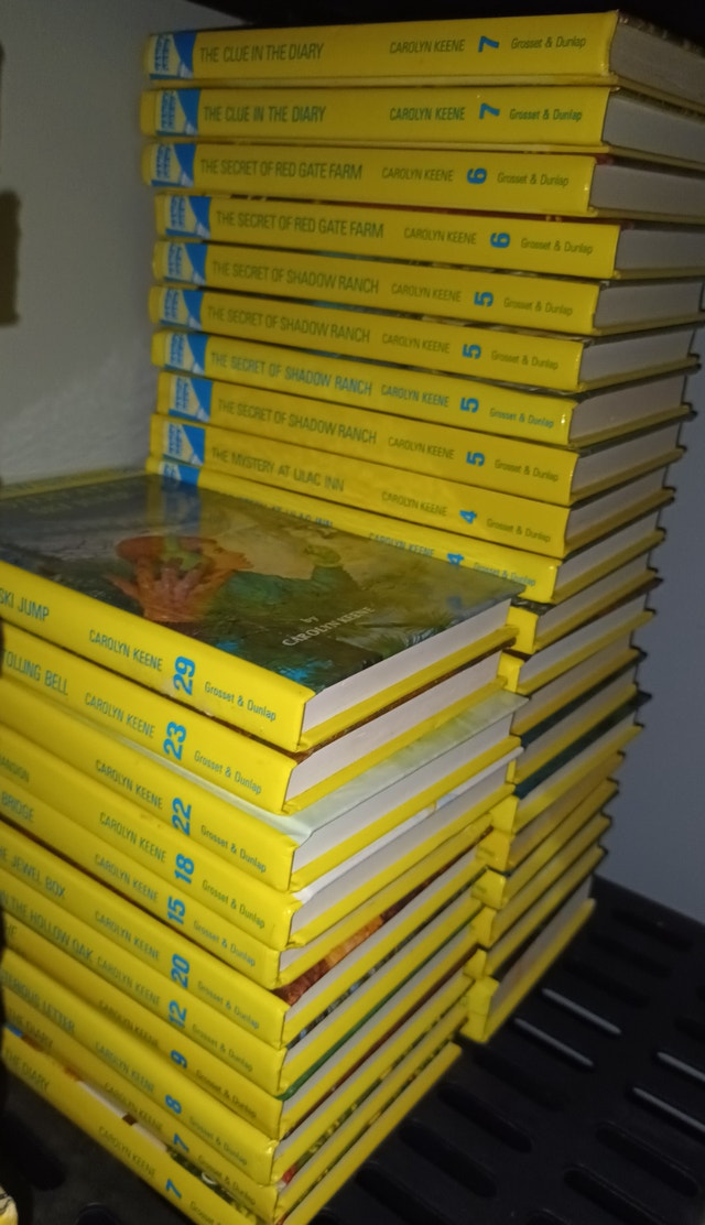 Vintage Nancy Drew Plastic Yellow Flashlight Hard Cover Books