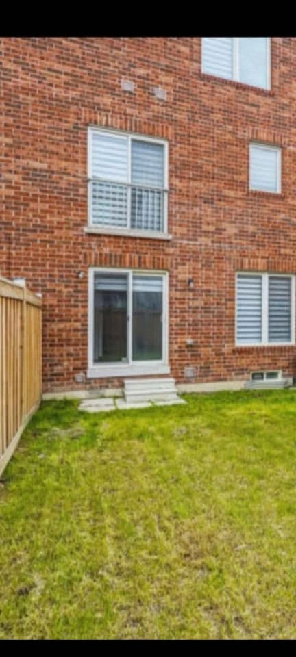 1 Bed 1 Bath - House - photo 2