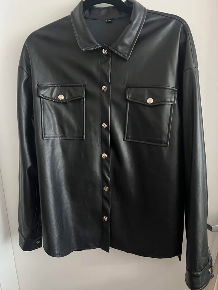Faux leather wet look black shirt biker button-up L y2k - photo 2