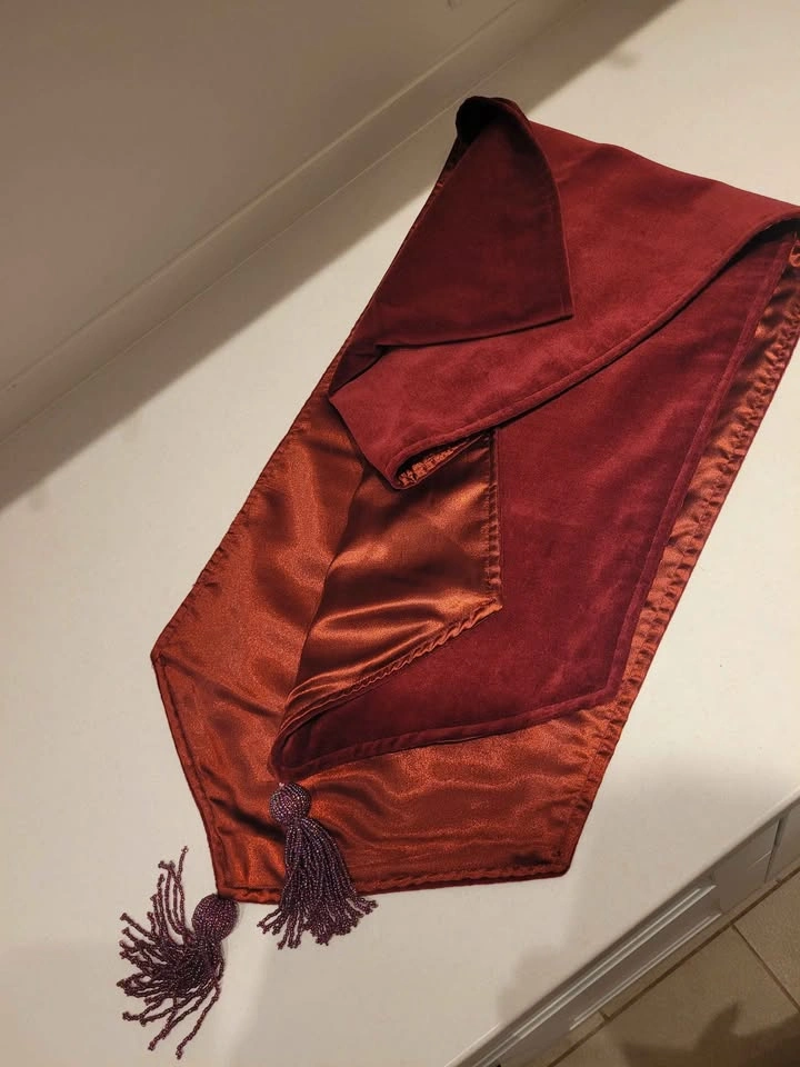 Reversible 70" Velvet & Satin Table Runner - Wine Red - photo 4