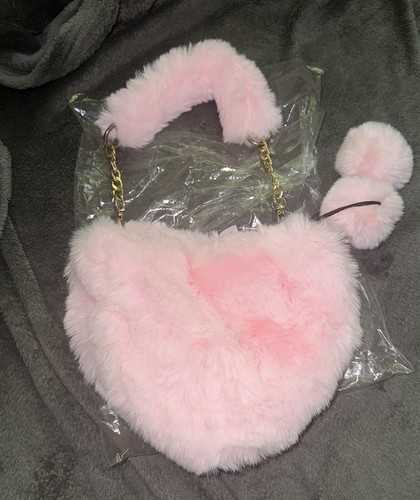Pink Faux Fur Heart Shoulder Bag Gold Chain Strap Pom Pom - photo 2