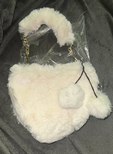 White Faux Fur Cat Shoulder Bag Gold Chain Strap - photo 2