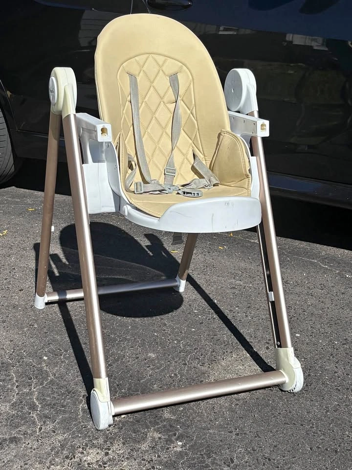 Pouch baby Highchair