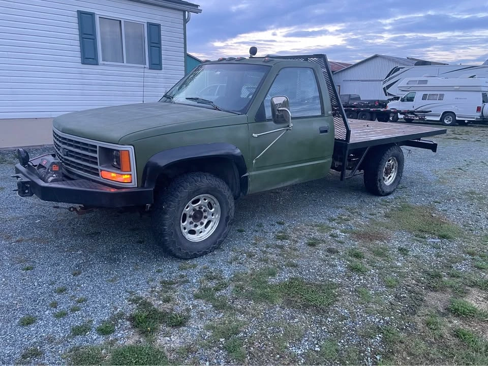 1991 Chevrolet 3500 Regular Cab - photo 2