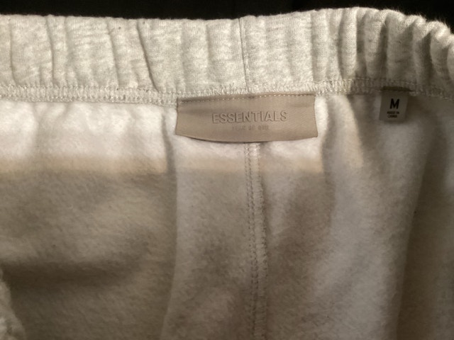 Essentials shorts - photo 3
