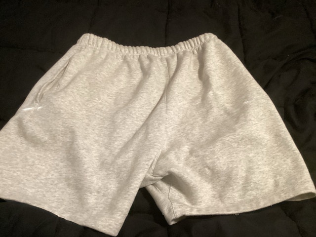 Essentials shorts - photo 4