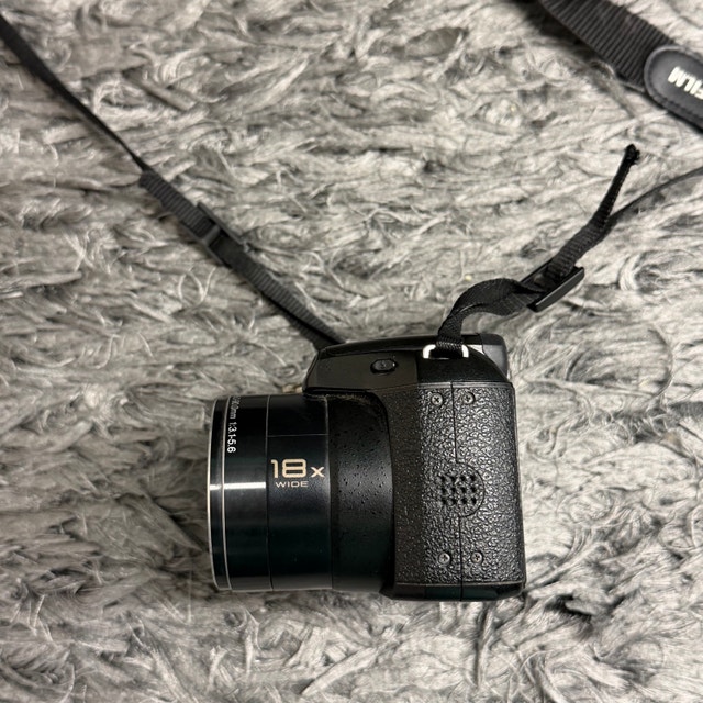 Fujifilm Black Digital Camera - photo 4