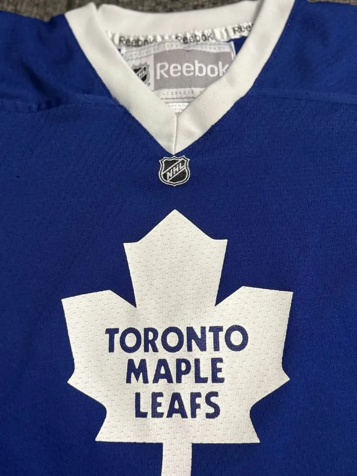 Youth maple leafs jersey image indicator(3)