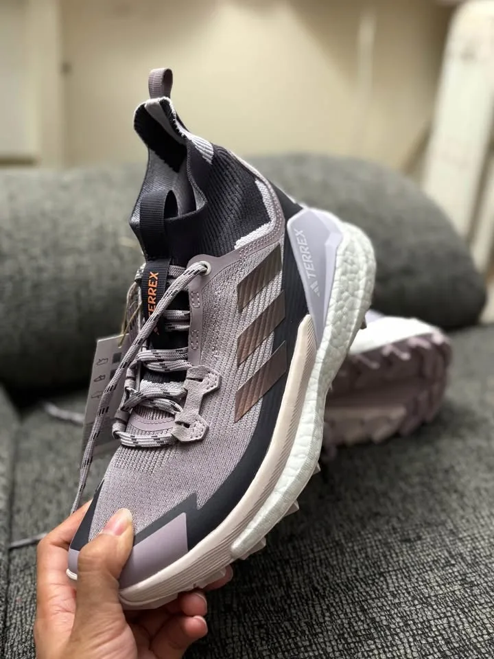 Adidas terrex hiking boots image indicator(3)