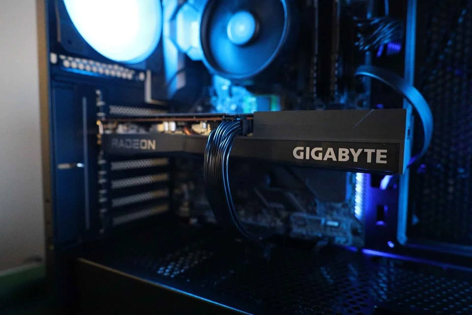 Gaming PC | Ryzen 9 3900X | RX 6600 8GB | 32GB RAM | X570 WiFi - photo 3