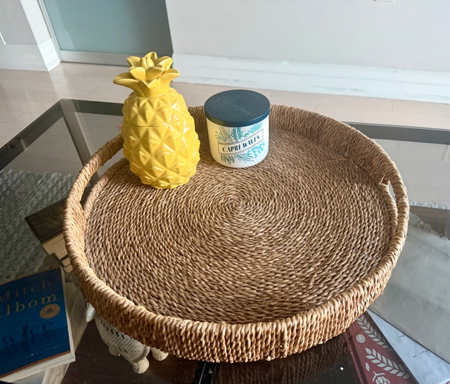 Round Woven Seagrass Rattan Tray with Handles - photo 2