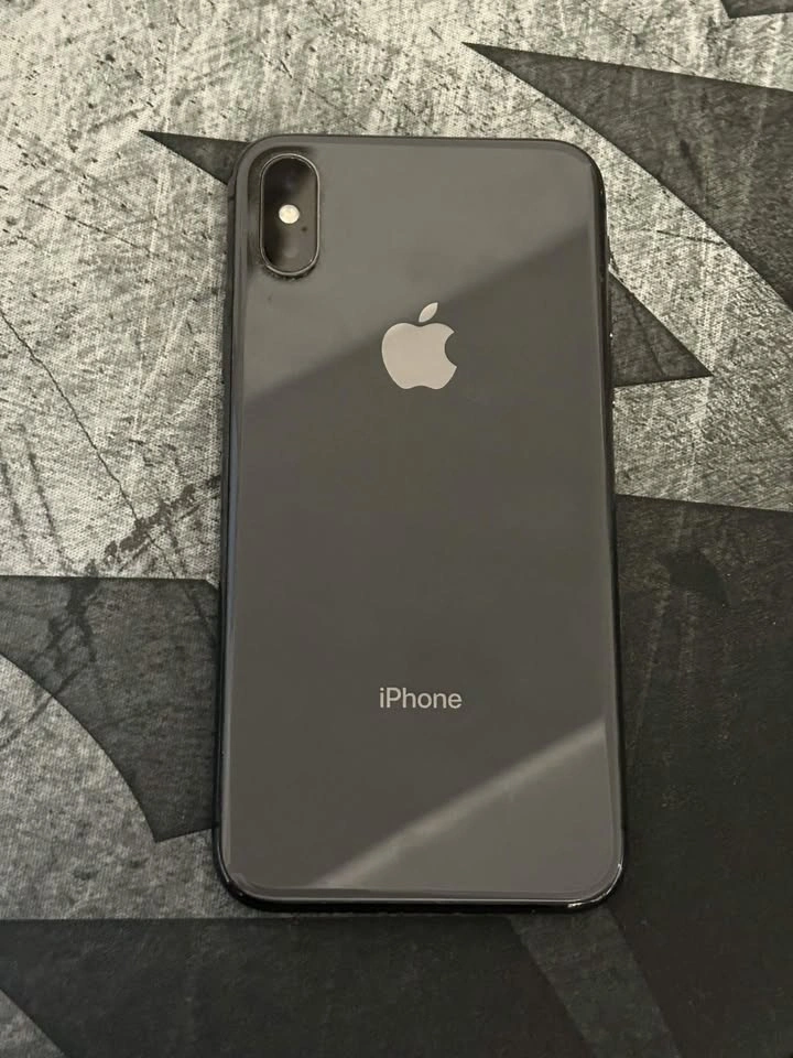 Apple iPhone X 64GB – Space Grey – Cracked Screen - photo 2