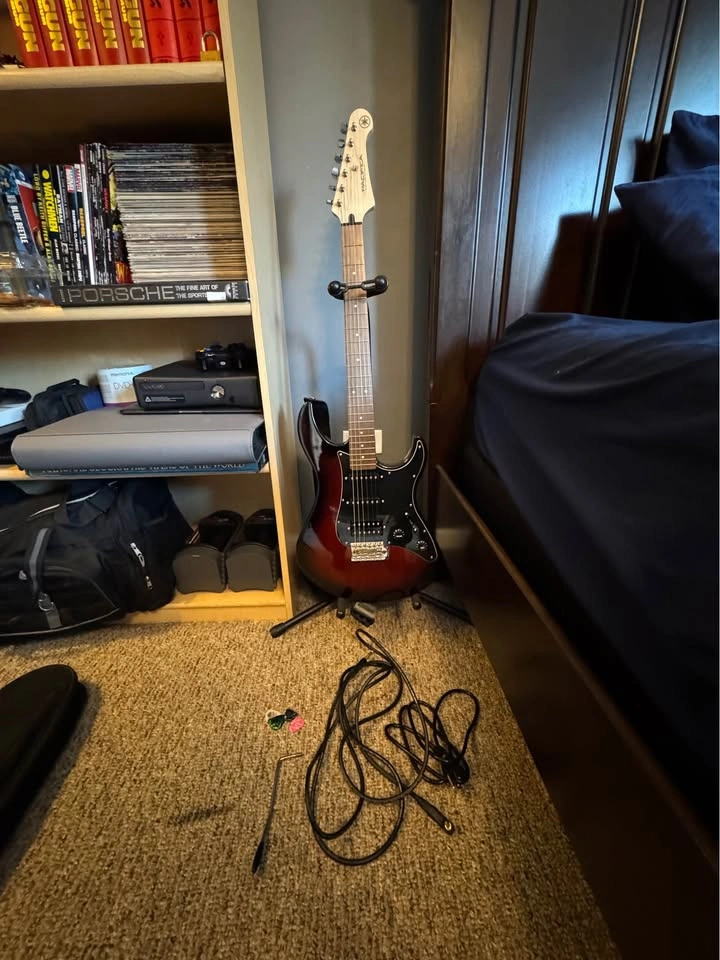 Yamaha PAC012DLX W/ Accessories - photo 2