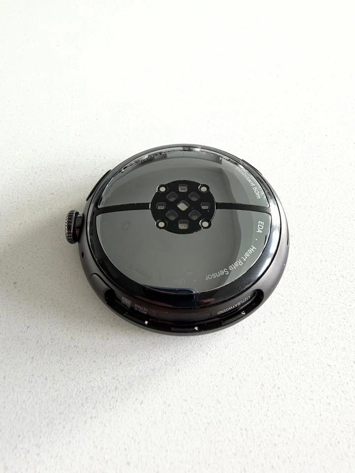 Pixel Watch 3 (45mm Wi-Fi) - Matte Black / Obsidian Active Band - photo 5