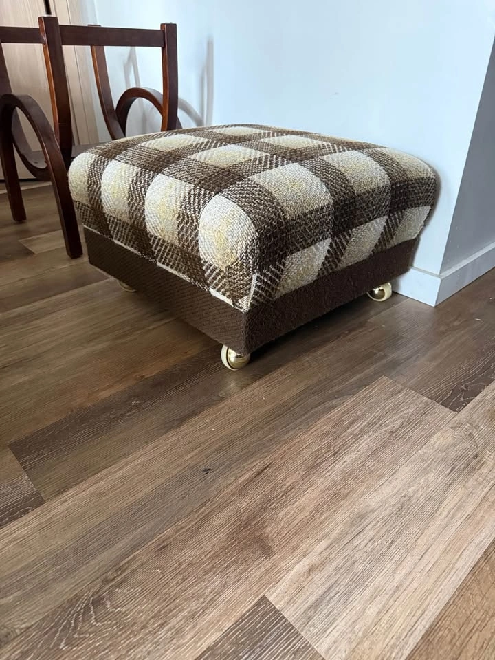 Large Rolling Retro-Style Ottoman / Footstool - photo 4
