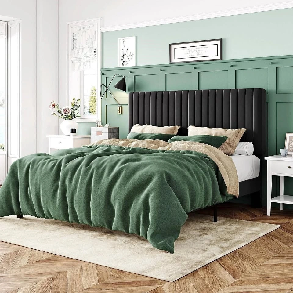 Full Bed with Channel Tufted Headboard and Wooden Slats
