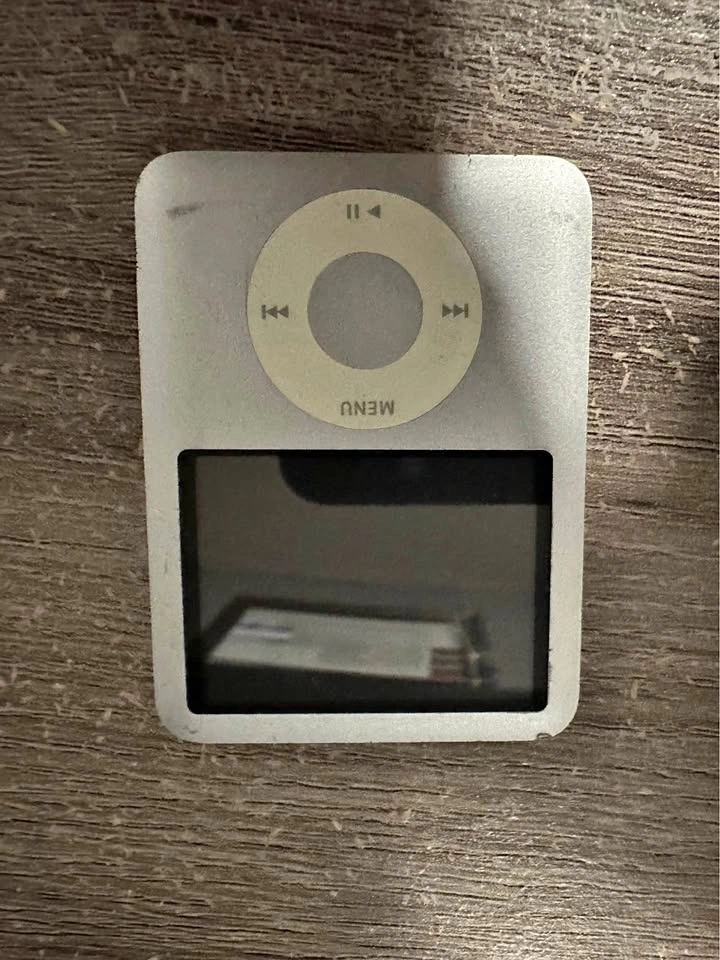 Apple iPod Nano 3rd Generation