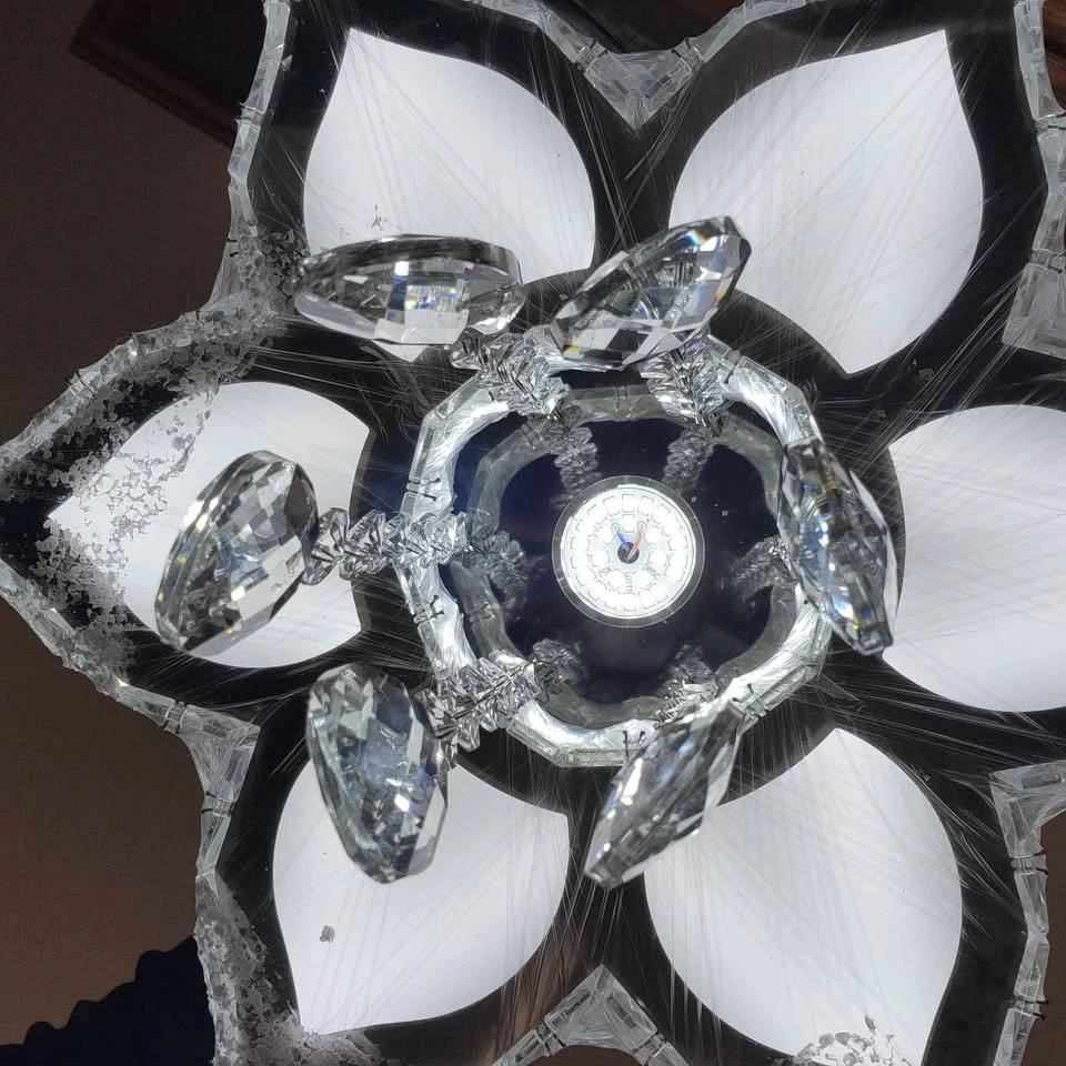 Modern LED Flower Ceiling Light (3 Colour Temperature) - photo 5