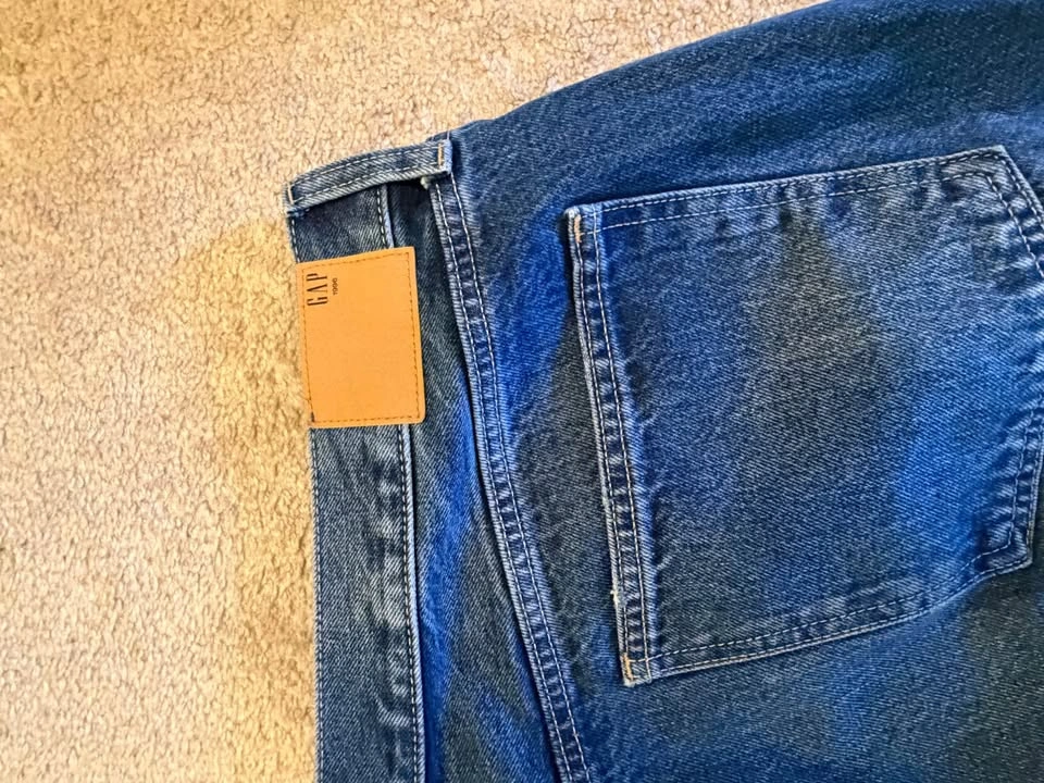Hailey Bieber x Gap 90s low rise loose - photo 4