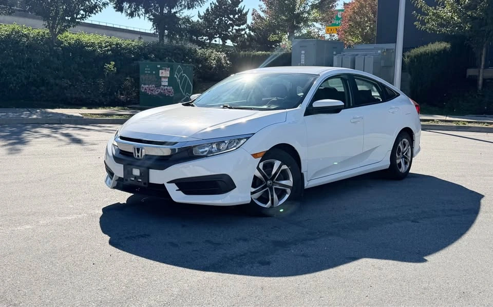 2016 Honda Civic - photo 2