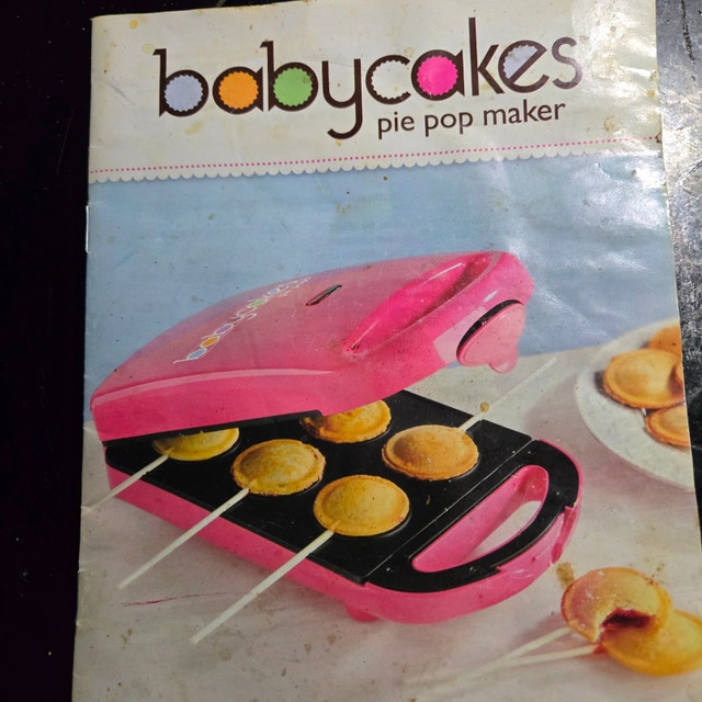 Babycakes Pie Pop Maker - photo 5