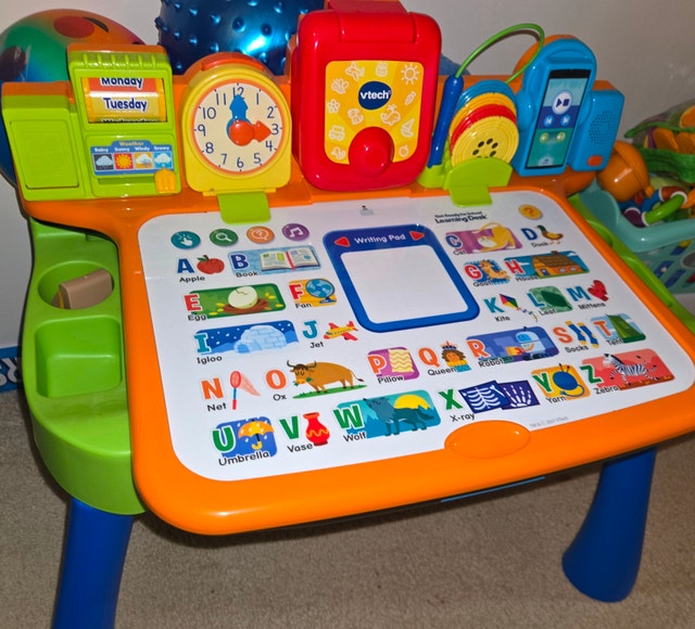 Kids VTech Get Ready for School Learning Desk