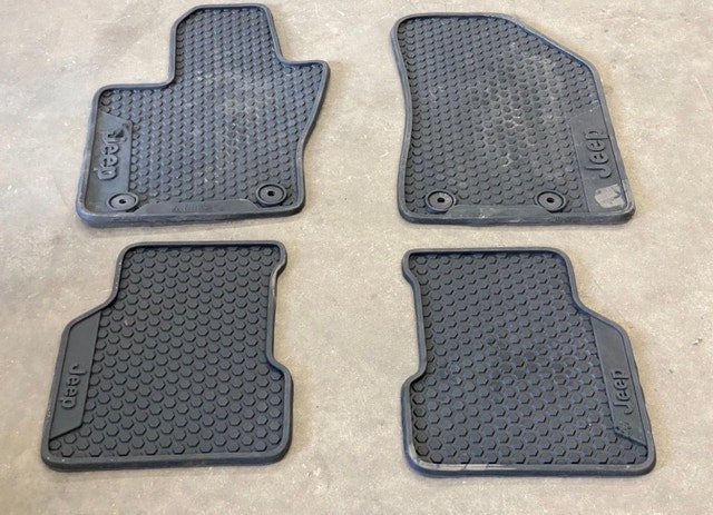 Jeep Compass Front and Rear Floor Mats Carpet Set