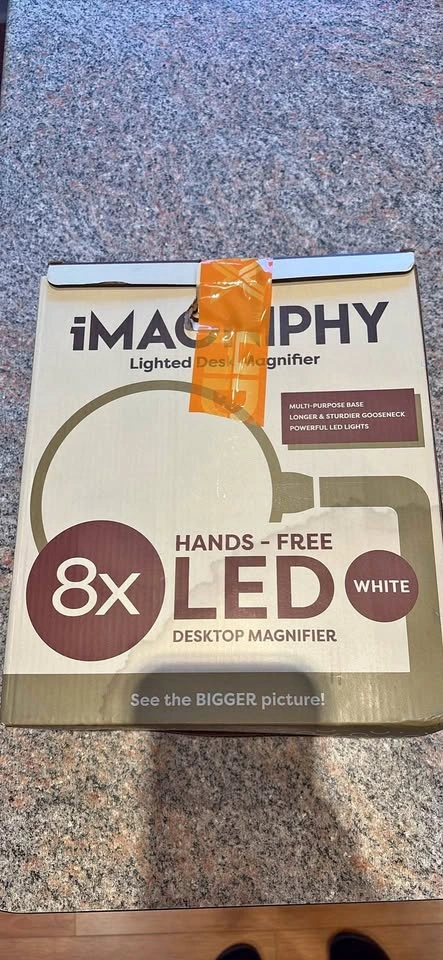 iMAGNIPHY Lighted Desktop Magnifier