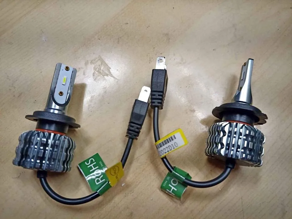 H7 LED Headlight Fog light Bulbs - Lime Yellow thumbnail
