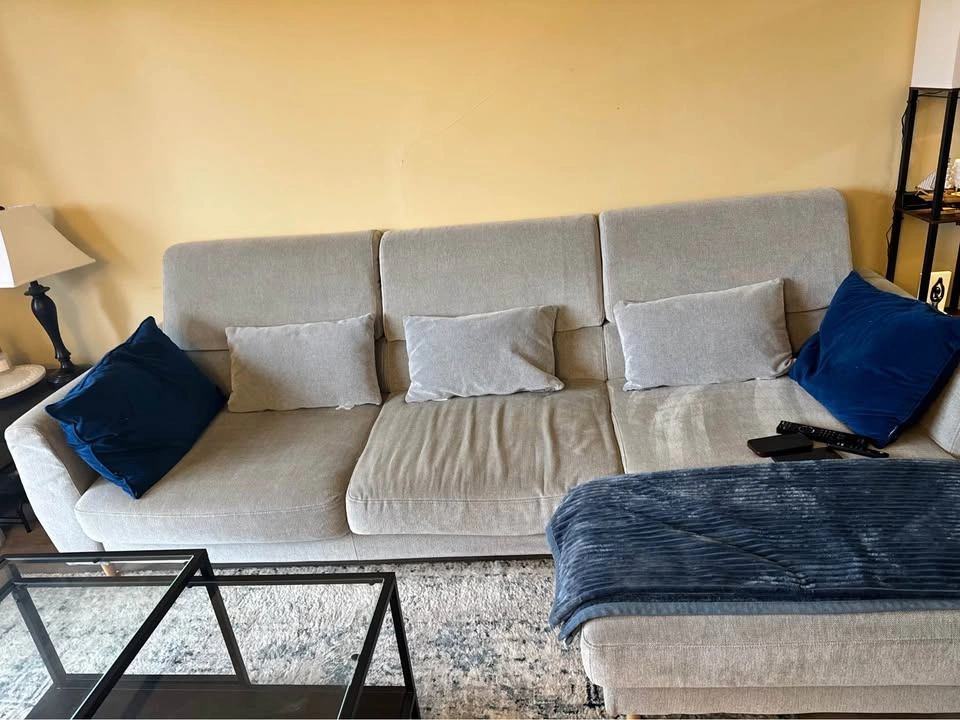 Light Grey Sectional Sofa with Chaise - photo 2