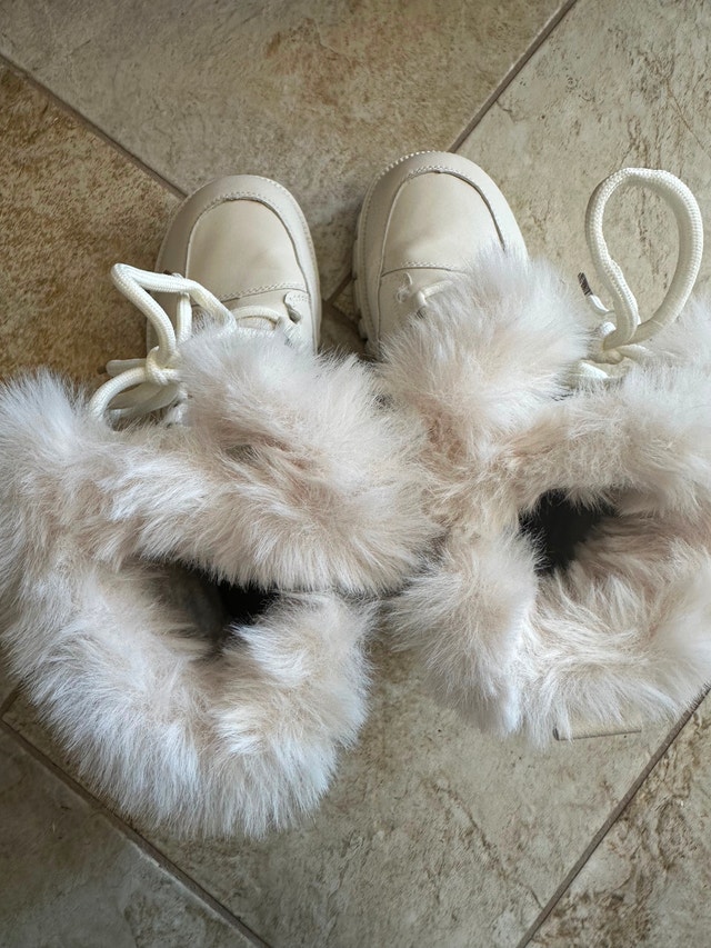 Beige Fluffy Platform Boots - photo 2