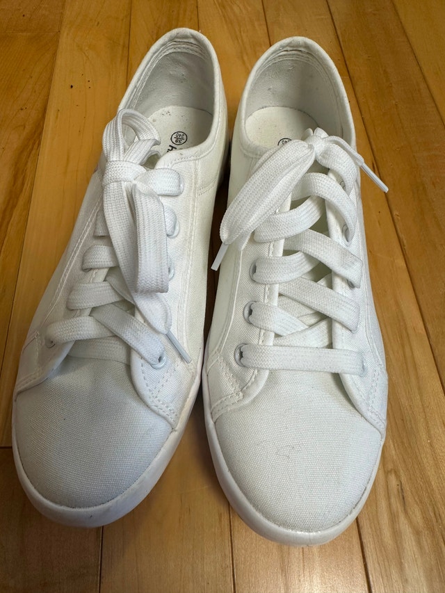 Unique White Canvas Shoes with Butterfly Print - photo 3