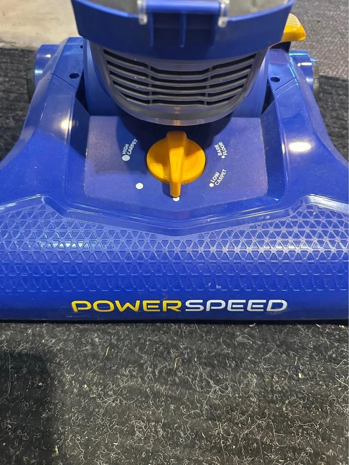 Eureka PowerSpeed Upright Vacuum Cleaner - photo 2