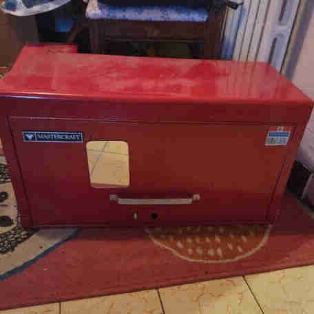 Vintage mastercraft tool box full