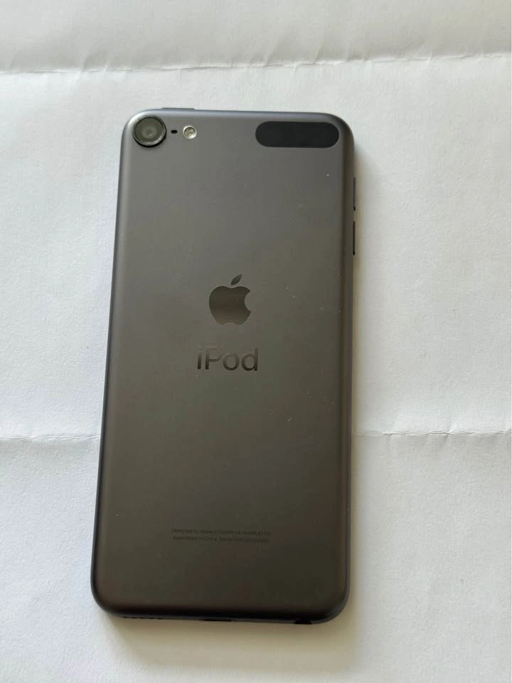 (Unlocked) Apple iPod Touch 7th Generation - photo 2