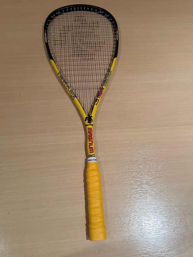 Black Knight Magnum 130 Squash Racket