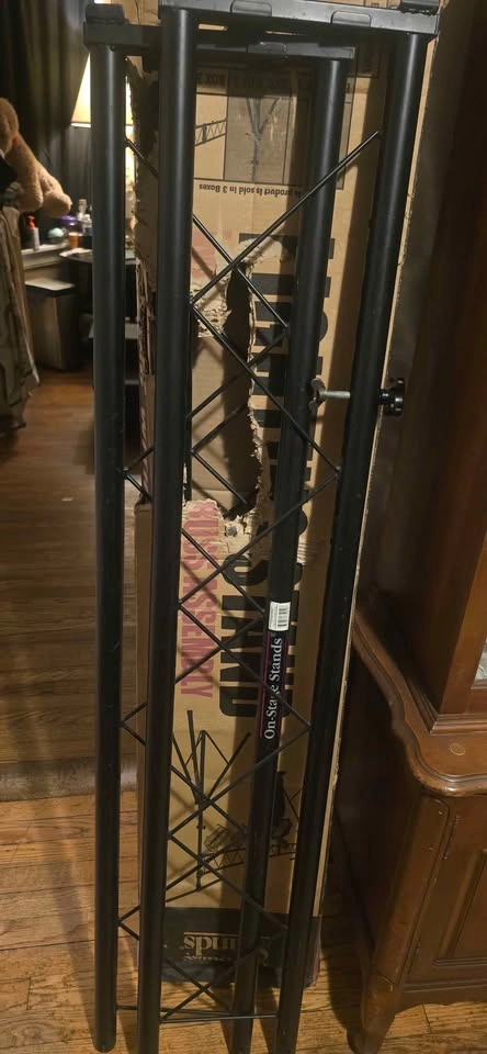 DJ Light Stand - photo 2